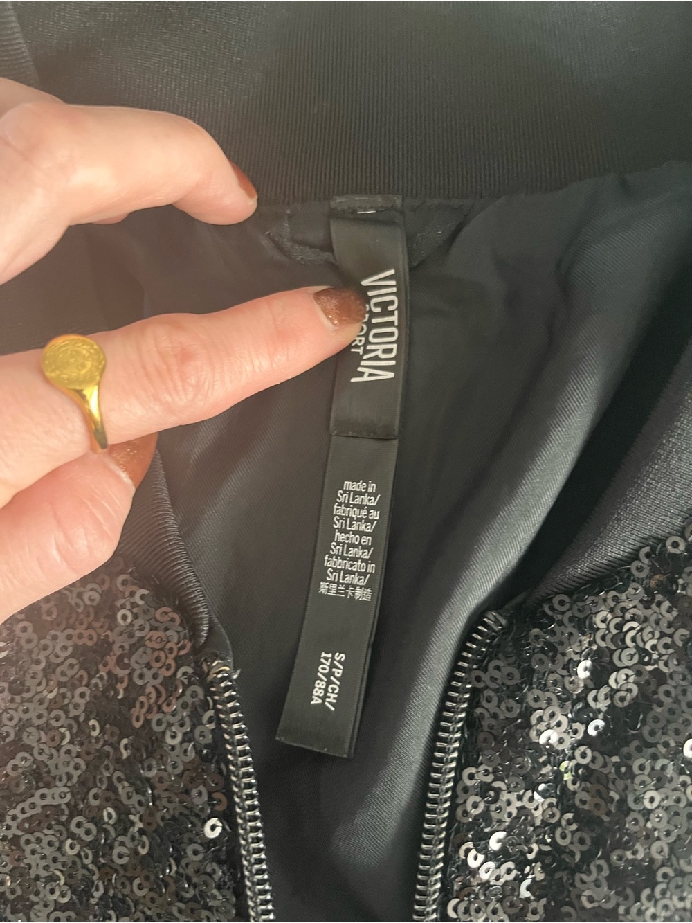 🖤VICTRIA SECRET Black Sequin Bomber Jacket S👀my other listings 🌟 - Picture 4 of 6